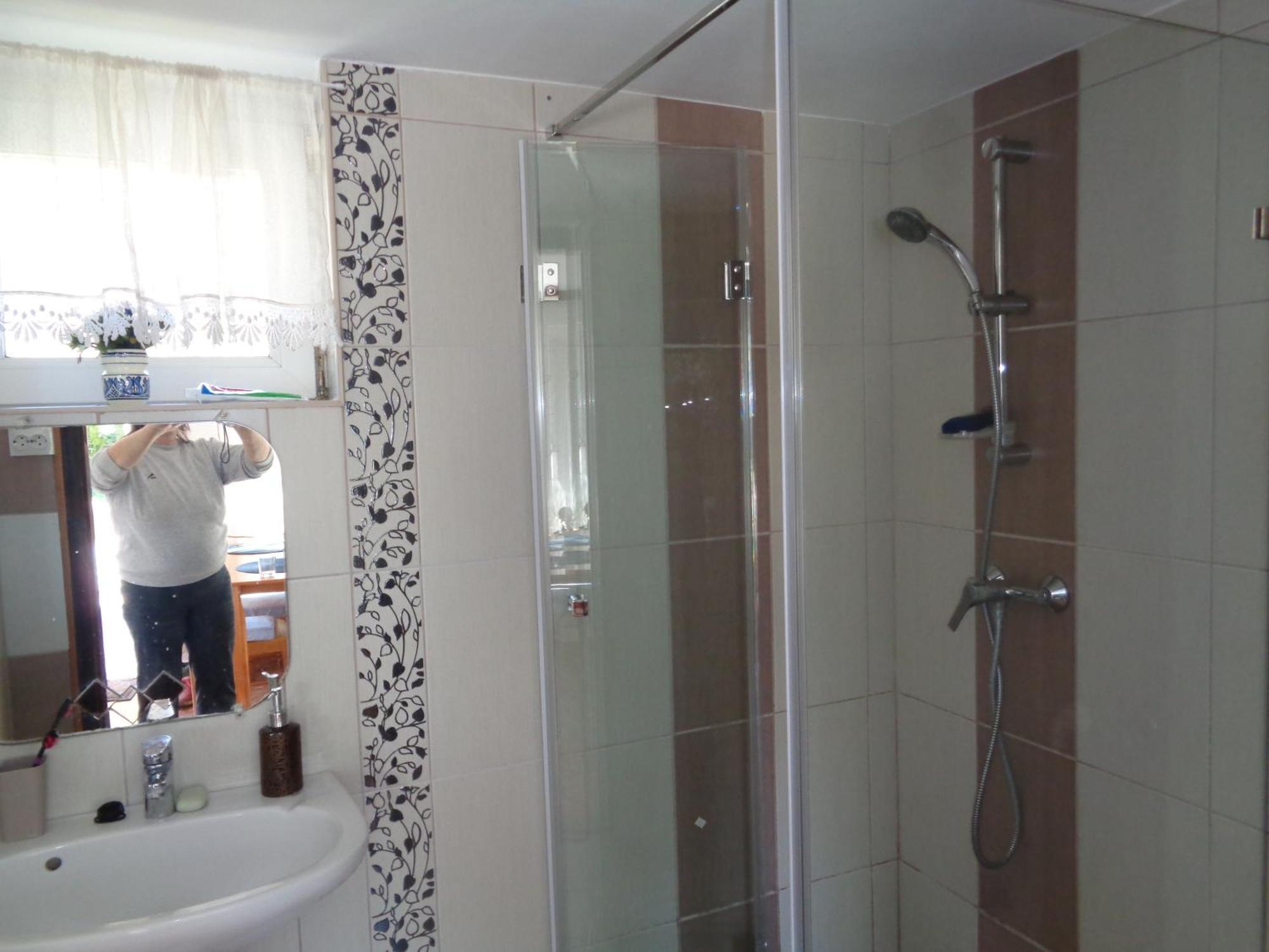 Irenke Vendeghaz Apartment Alsópáhok Екстериор снимка
