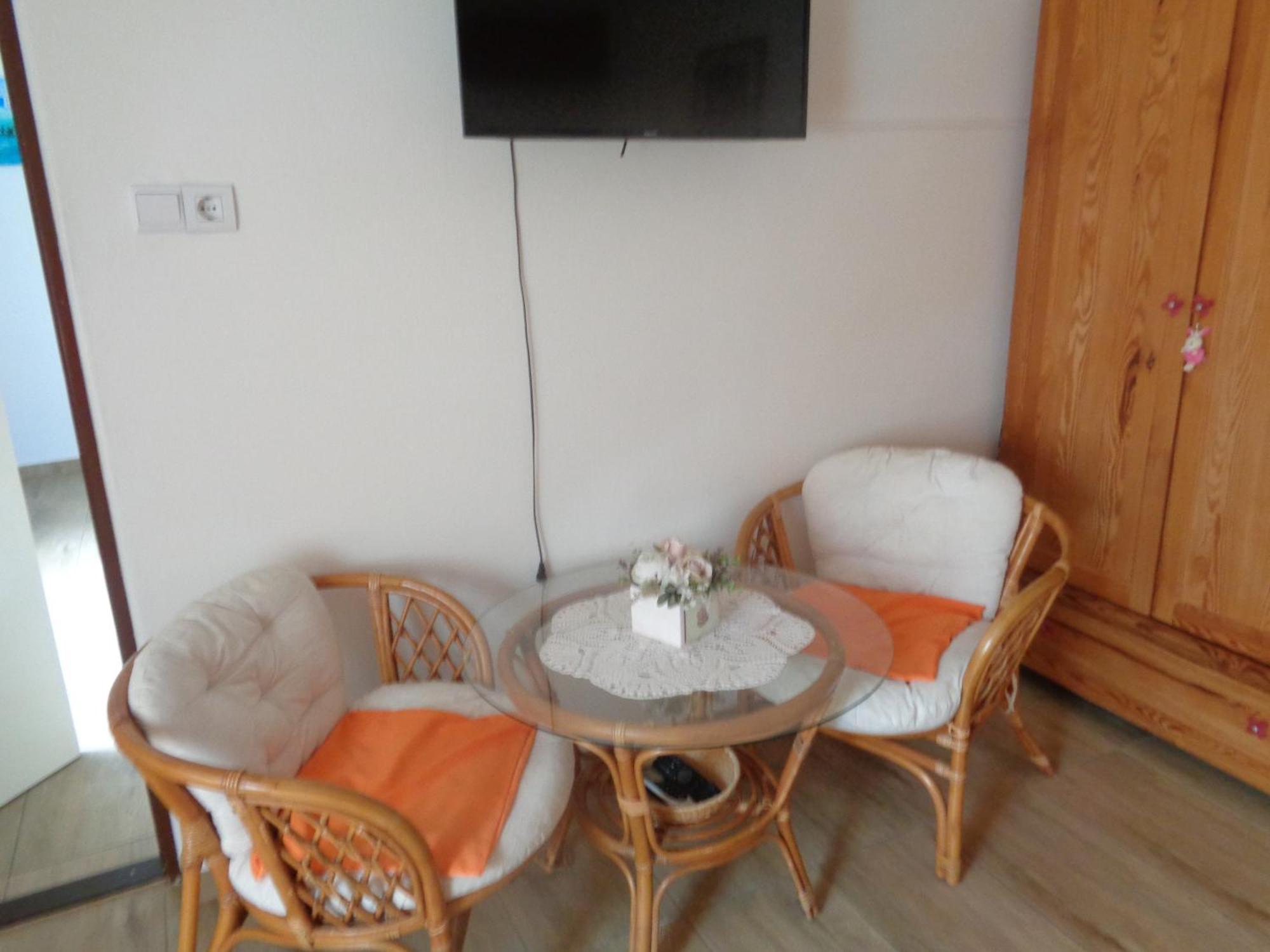 Irenke Vendeghaz Apartment Alsópáhok Екстериор снимка
